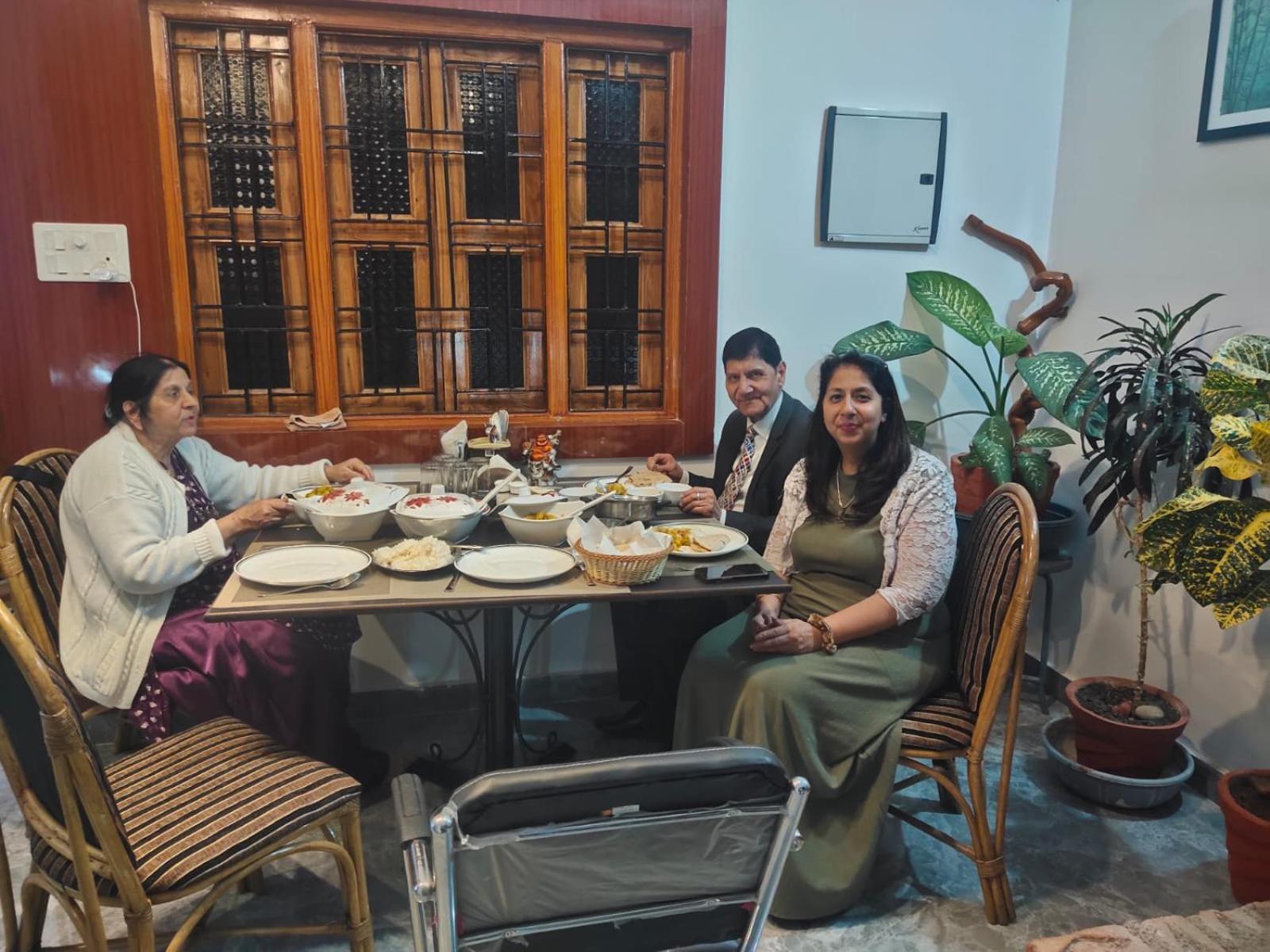 Khajuraho Glory Homestay エクステリア 写真
