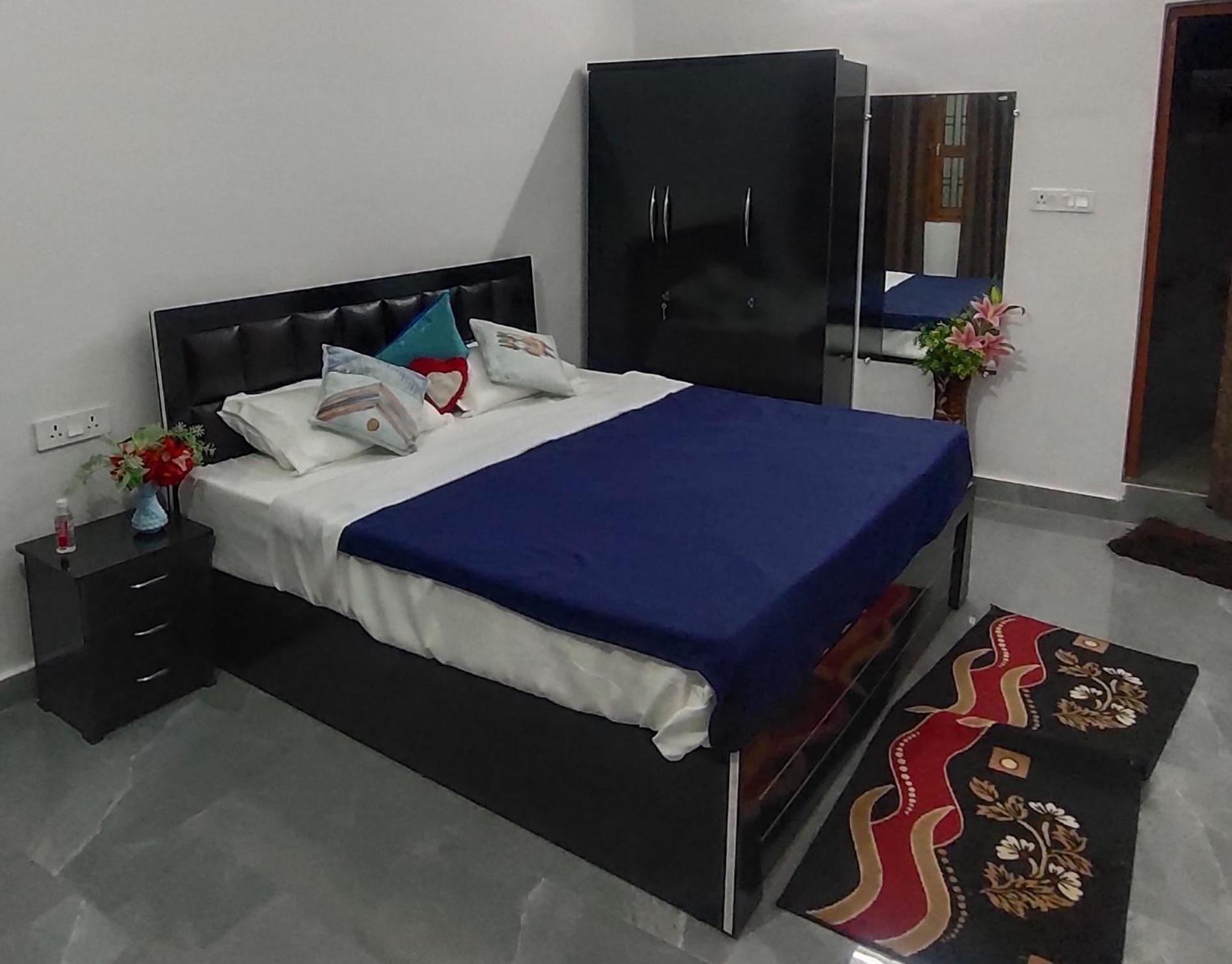 Khajuraho Glory Homestay エクステリア 写真