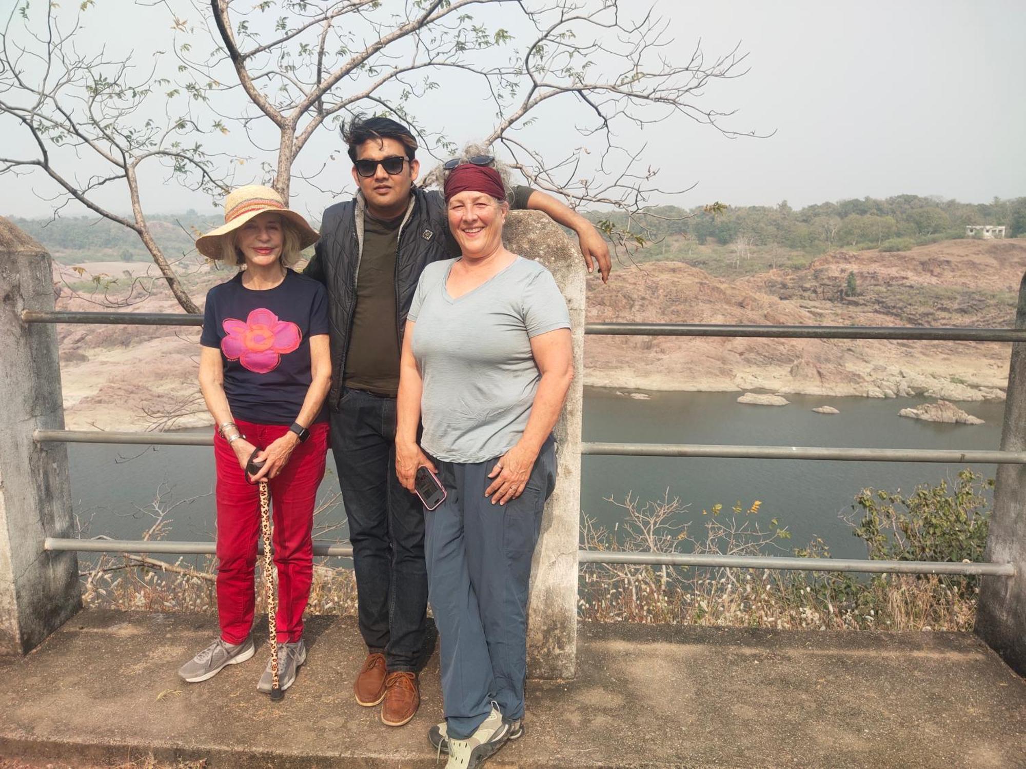 Khajuraho Glory Homestay エクステリア 写真