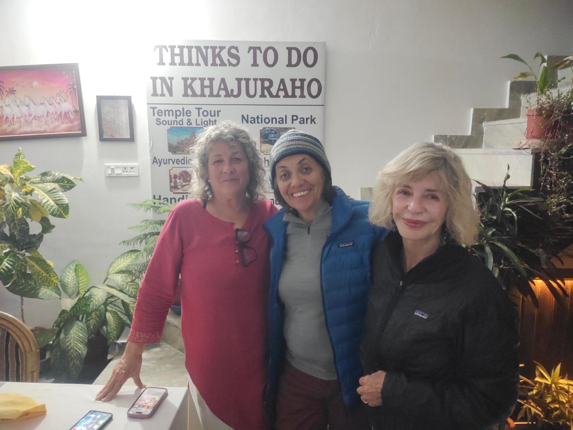 Khajuraho Glory Homestay エクステリア 写真